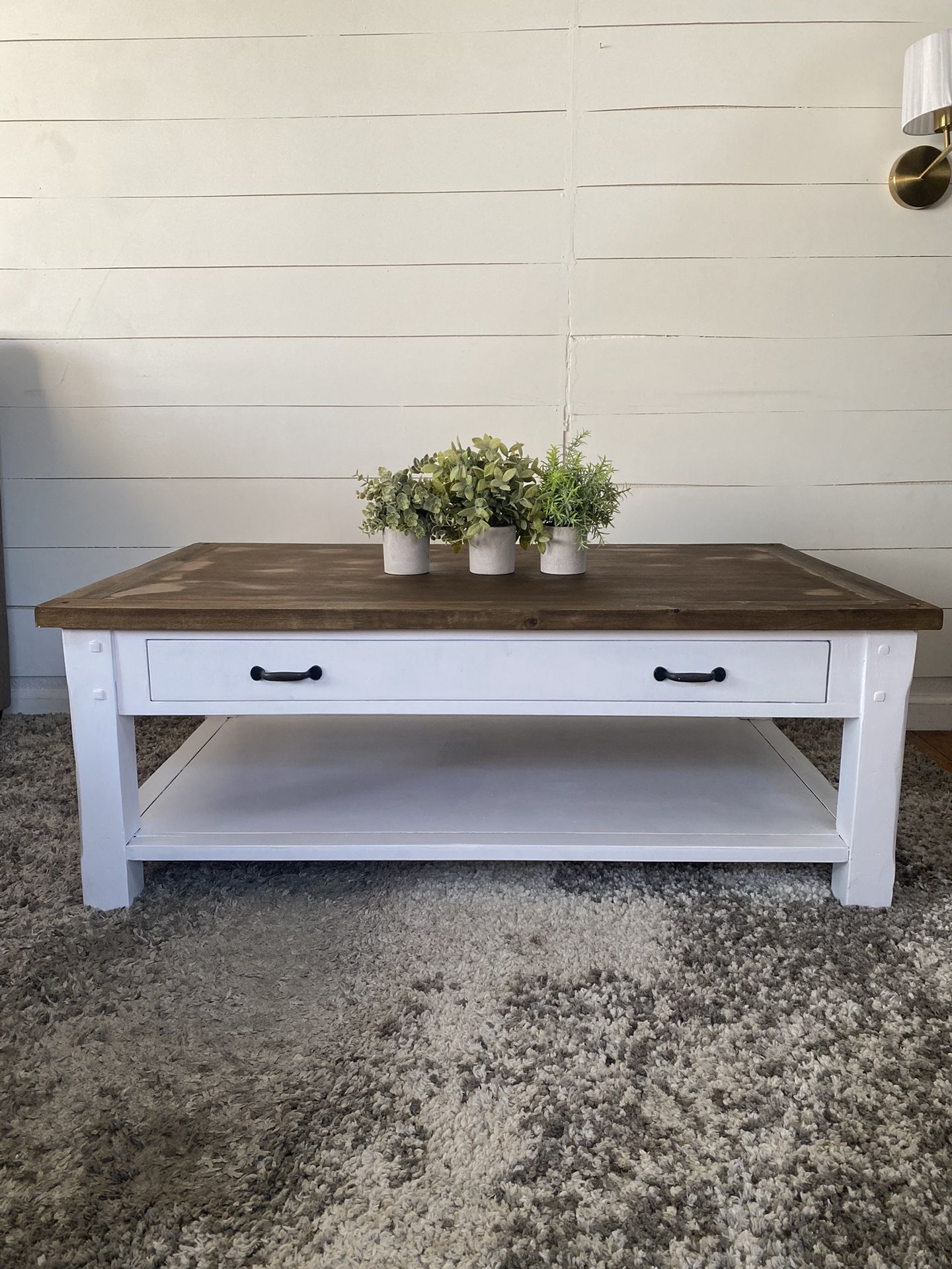 Farmhouse Coffee Table with Drawer Storage – Rustic White & Warm Wood Finish