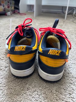 Off-White x Nike Dunk Low 'University Gold' [SIZE 9.5]
