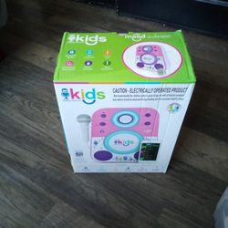 Kids Singing Machine 