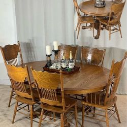 Oak Extendable Dining Table & 6 Pressed Back Chairs
