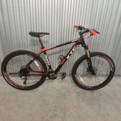 BICYCLE GIANT 27 SPEED SIZE 27,5 BRAND NEW 