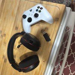 Headset And Controller Xbox