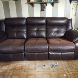 Couch w 2 Seat Recliners 