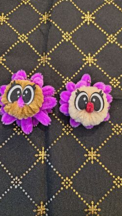 Flower keychains!