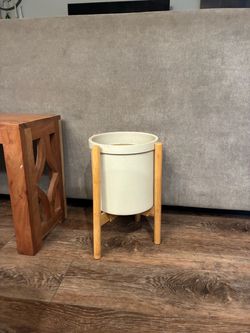 White Planter Pot with Wood Stand