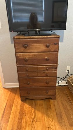 Wood dresser