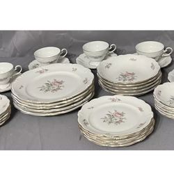 Vintage 35pc Johann Haviland Roses Gold Trim 5-Person China Set Bavaria Germany