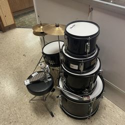 Small Drum Set 