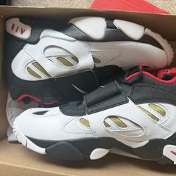 Diamond turf 2 (2013) Size 10.5