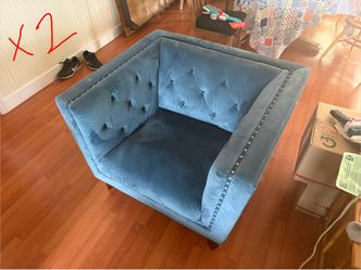 Couch and 2 chairs