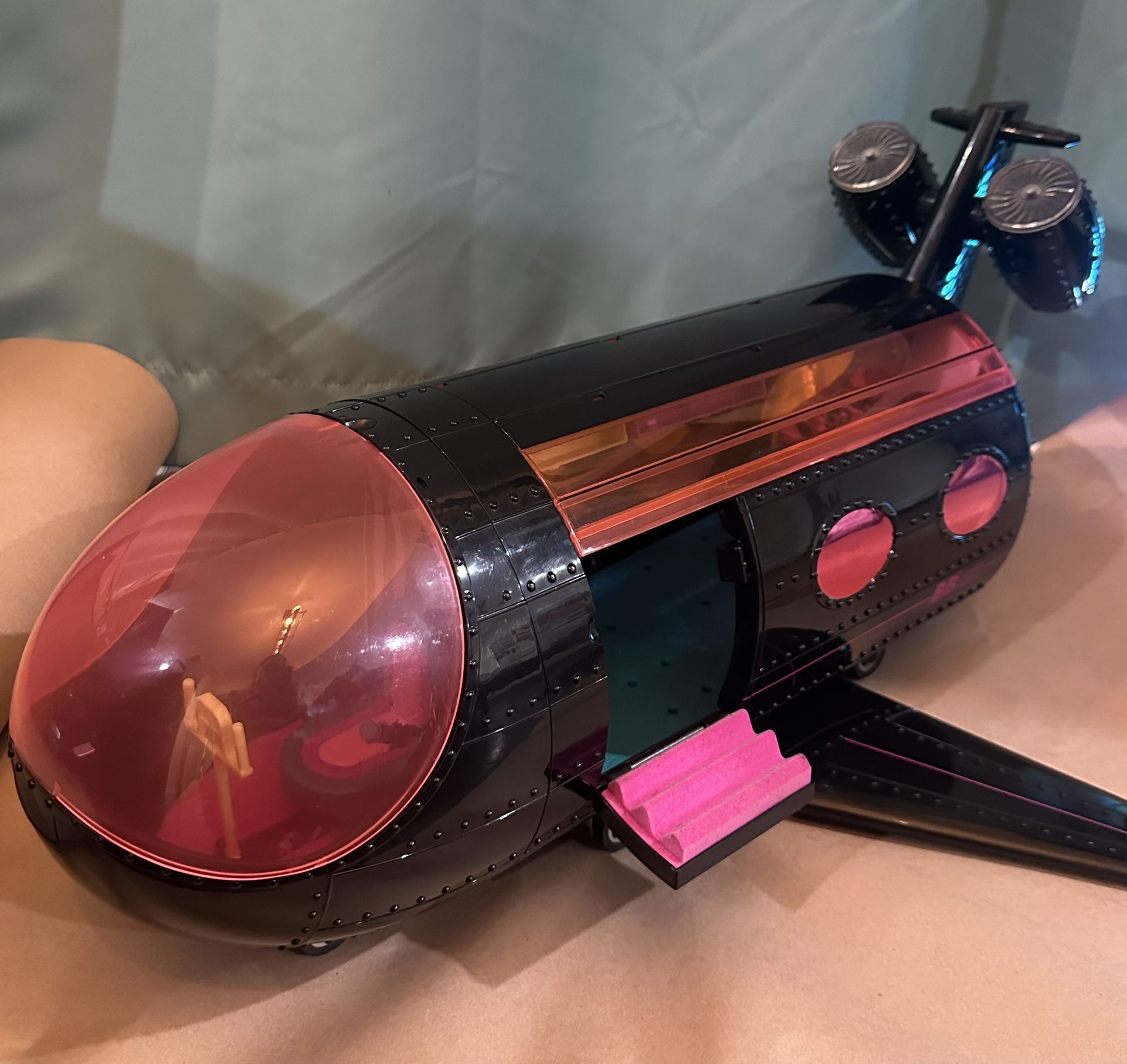 LOL Surprise OMG Remix 4-in-1 Plane Car, Mixing Booth, Recording Studio & Doll