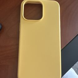 Silicone Case for iPhone 15 Pro Max – Yellow – Slim Shockproof
