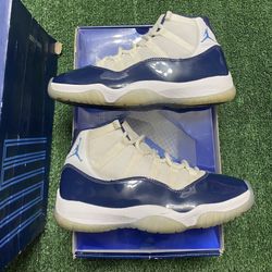 Jordan Win Like 82 11s size 9 USED