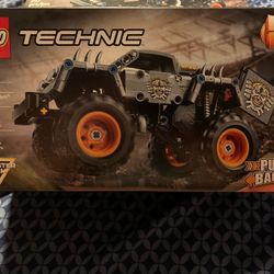 Lego Technic 42119 Monster Jam Max-D 230 PCS