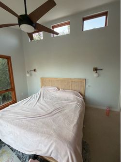 King Thuma bed