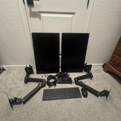 HP UHD 27" Computer Monitors And Dell Docking Station