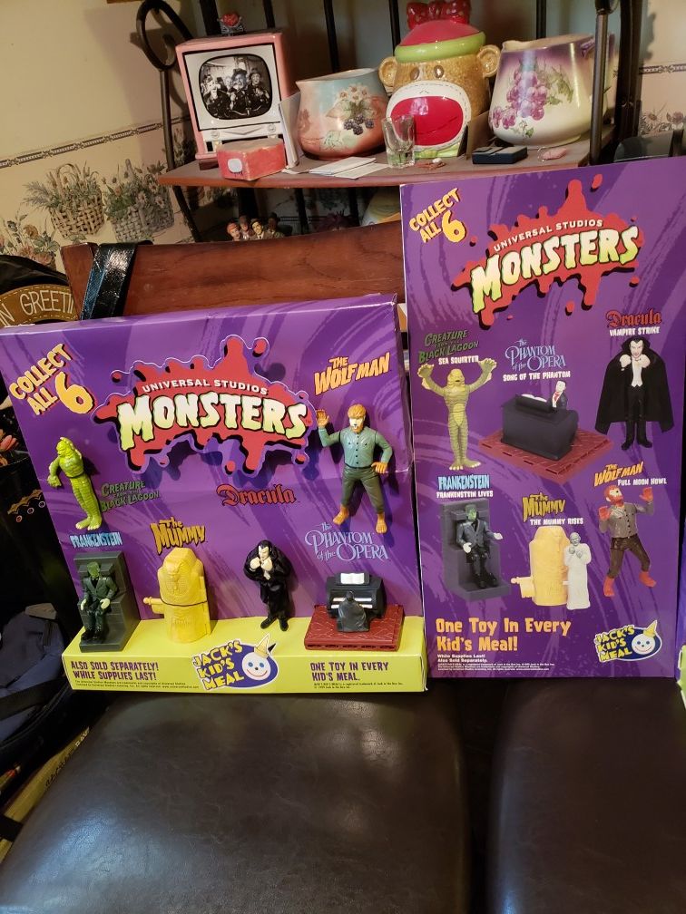 UNIVERSAL STUDIOS MONSTERS 1999