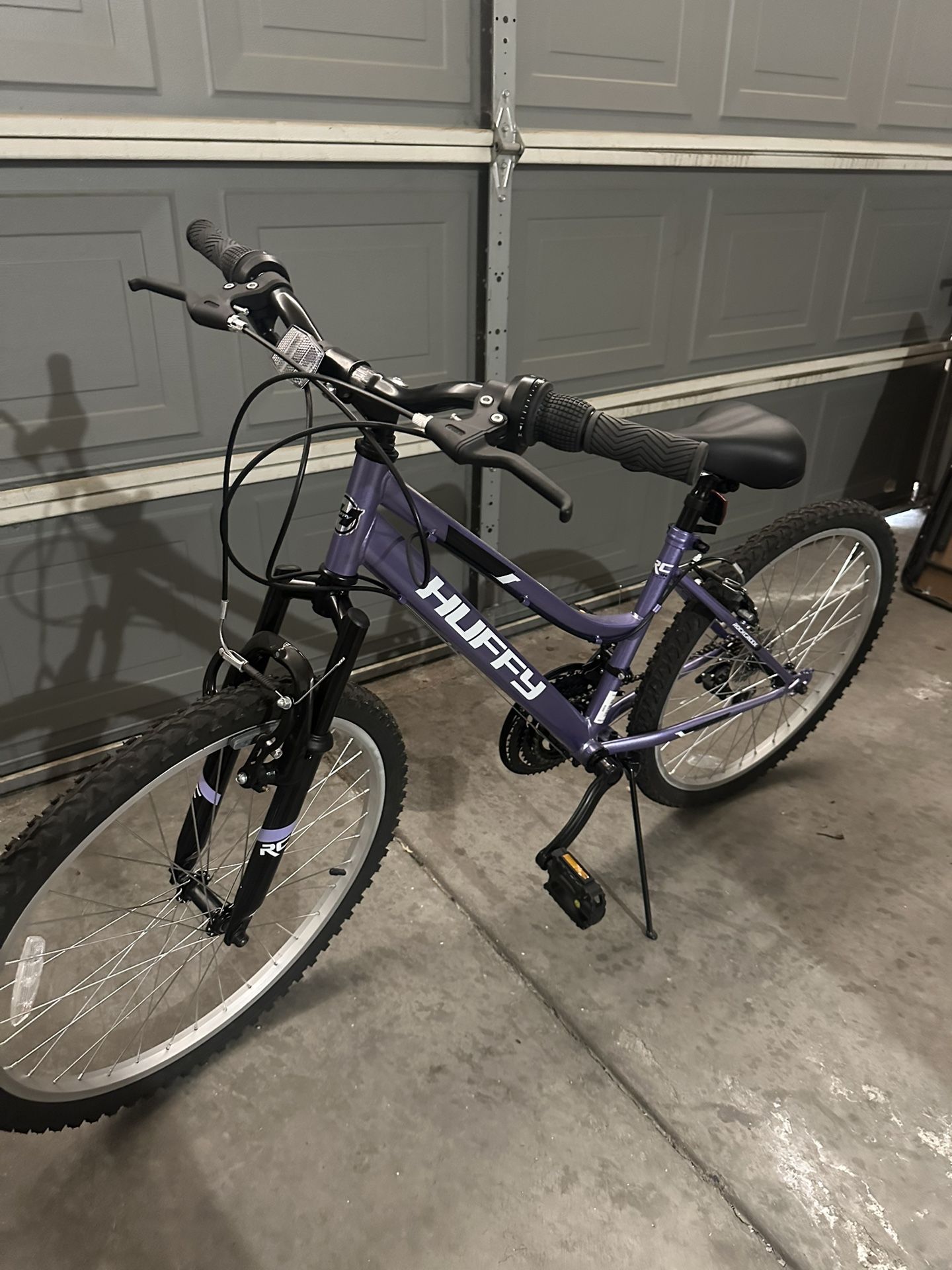 brand new ladies bike 24 in