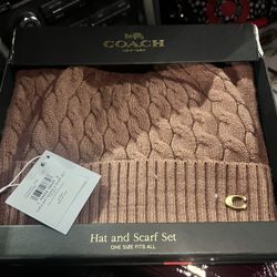 Woman’s Coach The And Scarf Gift Set