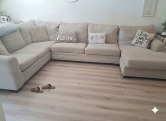 Gray sectional (pending sale)