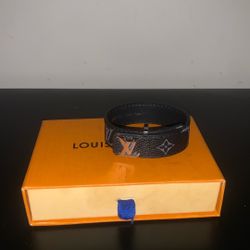 Louis Vuitton Bracelet 
