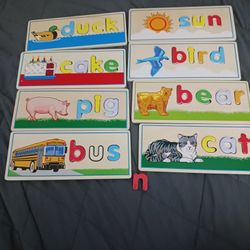 8 double-sided wooden puzzles - EUC