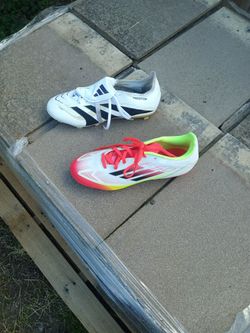 Adidas Size 8.5