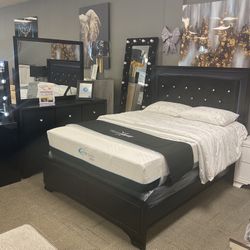 Micah Bedroom Set 5Pc Queen. Just $10 Down Payment 