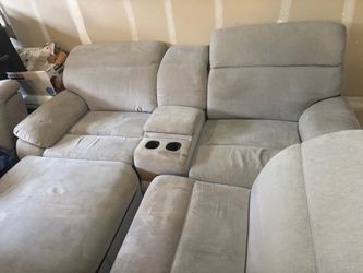 Nice used couch that reclines