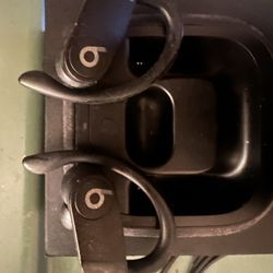 PowerBeats Pro 
