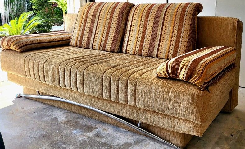 Sofa- Sleeper . Camel/brown 