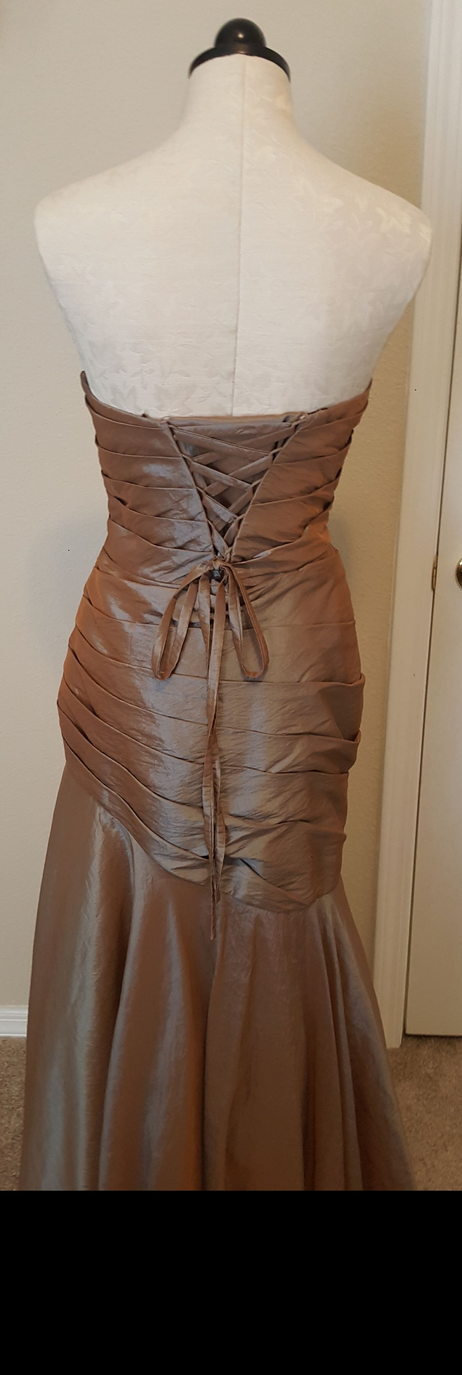 Formal gown/dress