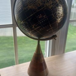 Black And Gold Decorative Globe 
