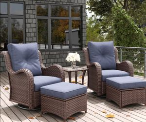 5-Piece Outdoor Wicker Swivel Chair Set