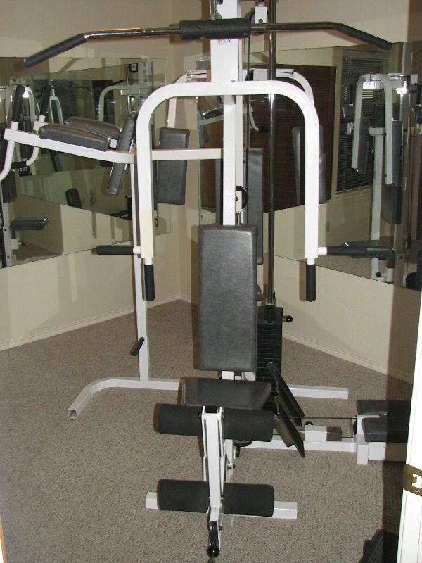 Home gym equipment California kwikfit 2 for Sale in San Antonio, TX