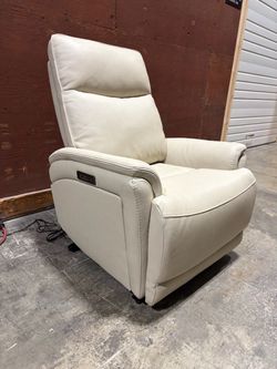 Sanders Power Recliner Chair