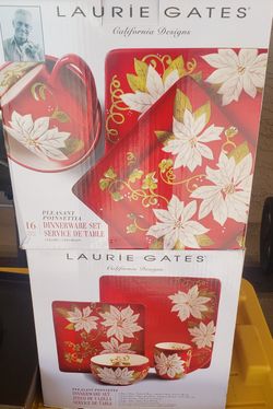 Poinsetta Dinner Set