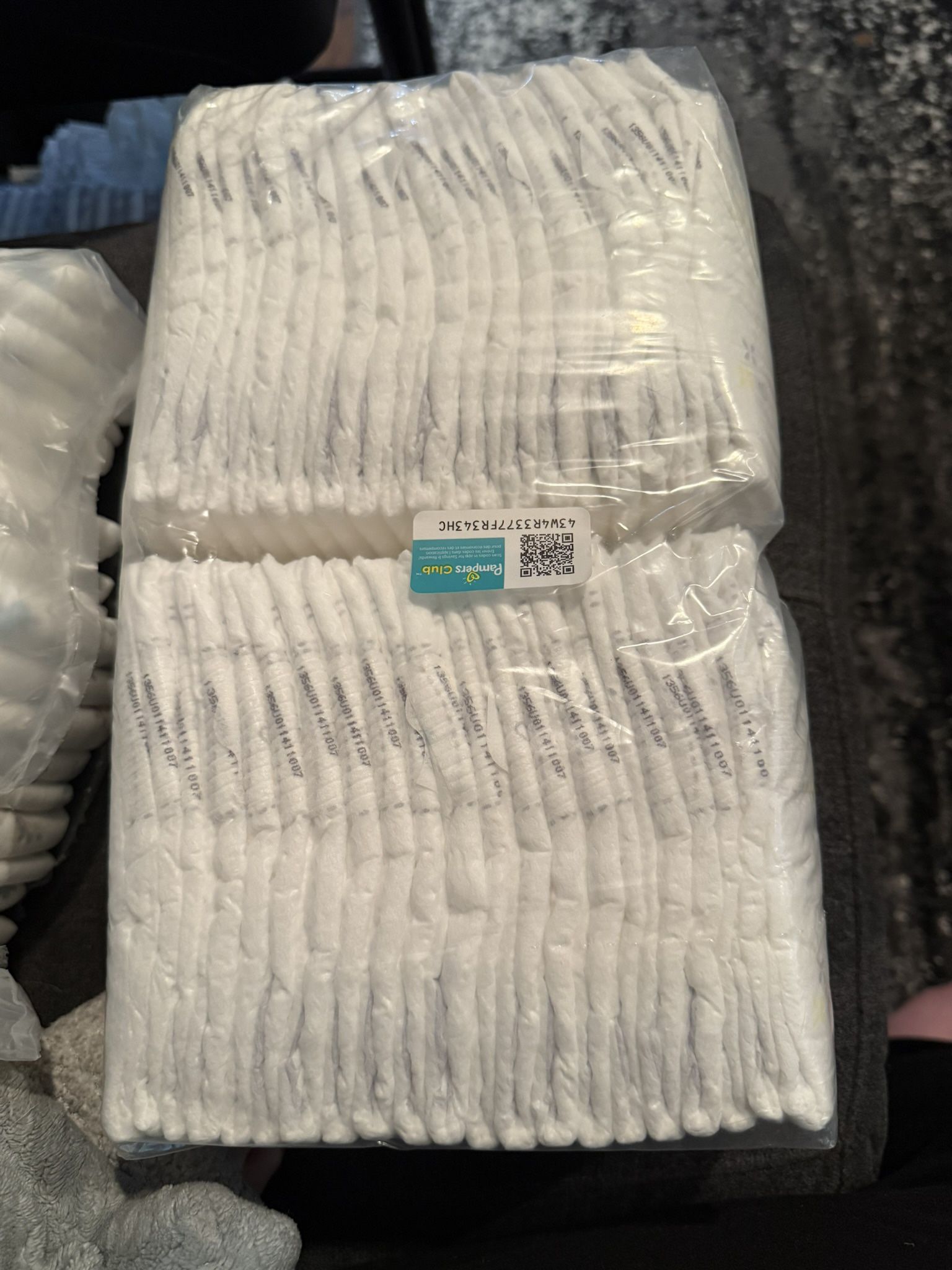 Pamper Newborn Diapers