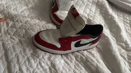 Nike tennis shoes