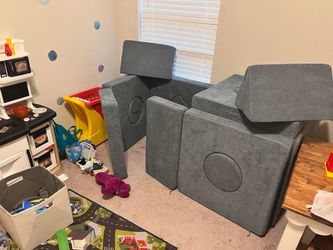 Play Couch