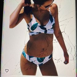 Women’s bathing suit two piece V-neck wrap back tie bikini set