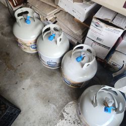 Blue rhino full propane tanks