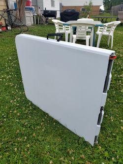 New table 6ft