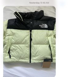 The North Face Women’s Medium Crop Jacket