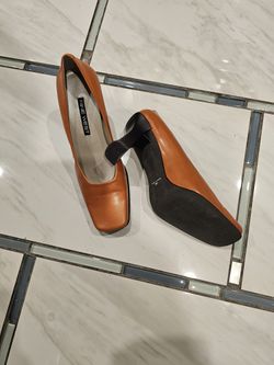 Women Burnt Orange Pumps 7.5