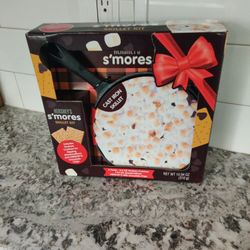Hershey's S'mores Party Baking Skillet