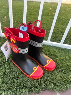 Boys Rain Boots Sizes Available: 7/8,9/10,11/12,13/1