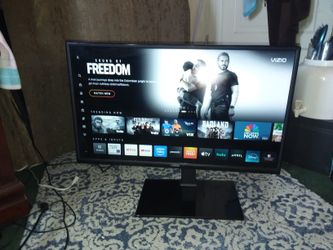 Vizio SmartCast TV 32" Inch 1080p Remote control Includes