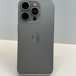 Apple iPhone 15 PRO 256gb. ( Unlocked Cellphone )