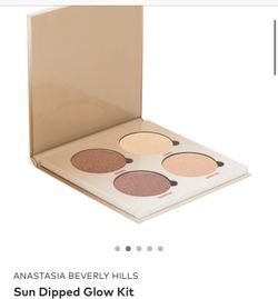 Anastasia Beverly Hills Sun Dipped Glow Kit